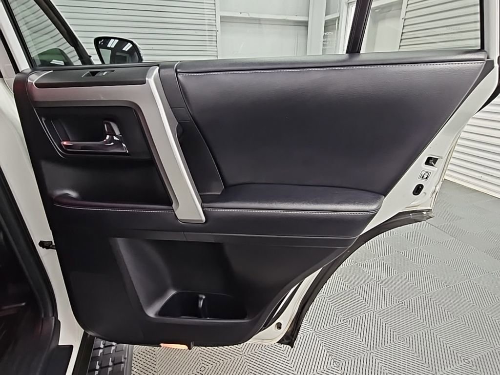 Used 2020 Toyota 4Runner SR5 image 36