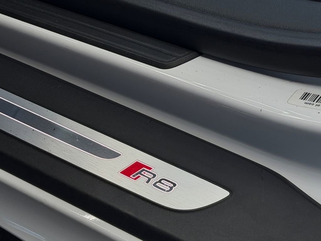 Used 2015 Audi R8 V10 image 15