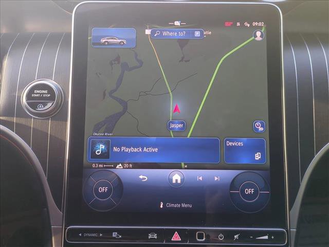 Used 2025 Mercedes-Benz GLC 300 4MATIC image 13