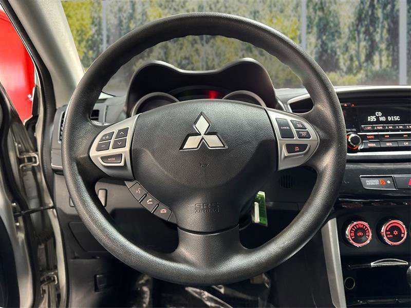 Used 2016 Mitsubishi Lancer ES image 16