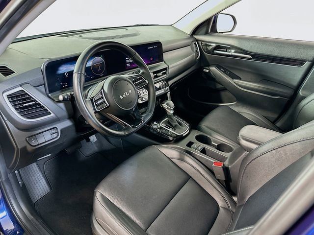 Used 2024 Kia Seltos SX w/ SX Sunroof Package AWD/4WD image 12