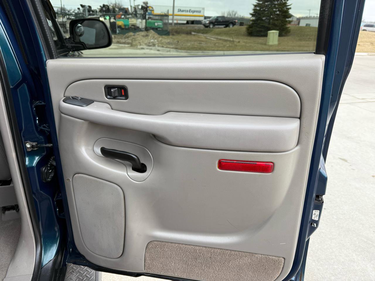 Used 2005 Chevrolet Avalanche Z71 w/ Sun And Sound Package image 22