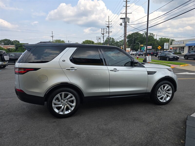 Used 2020 Land Rover Discovery HSE AWD/4WD image 28
