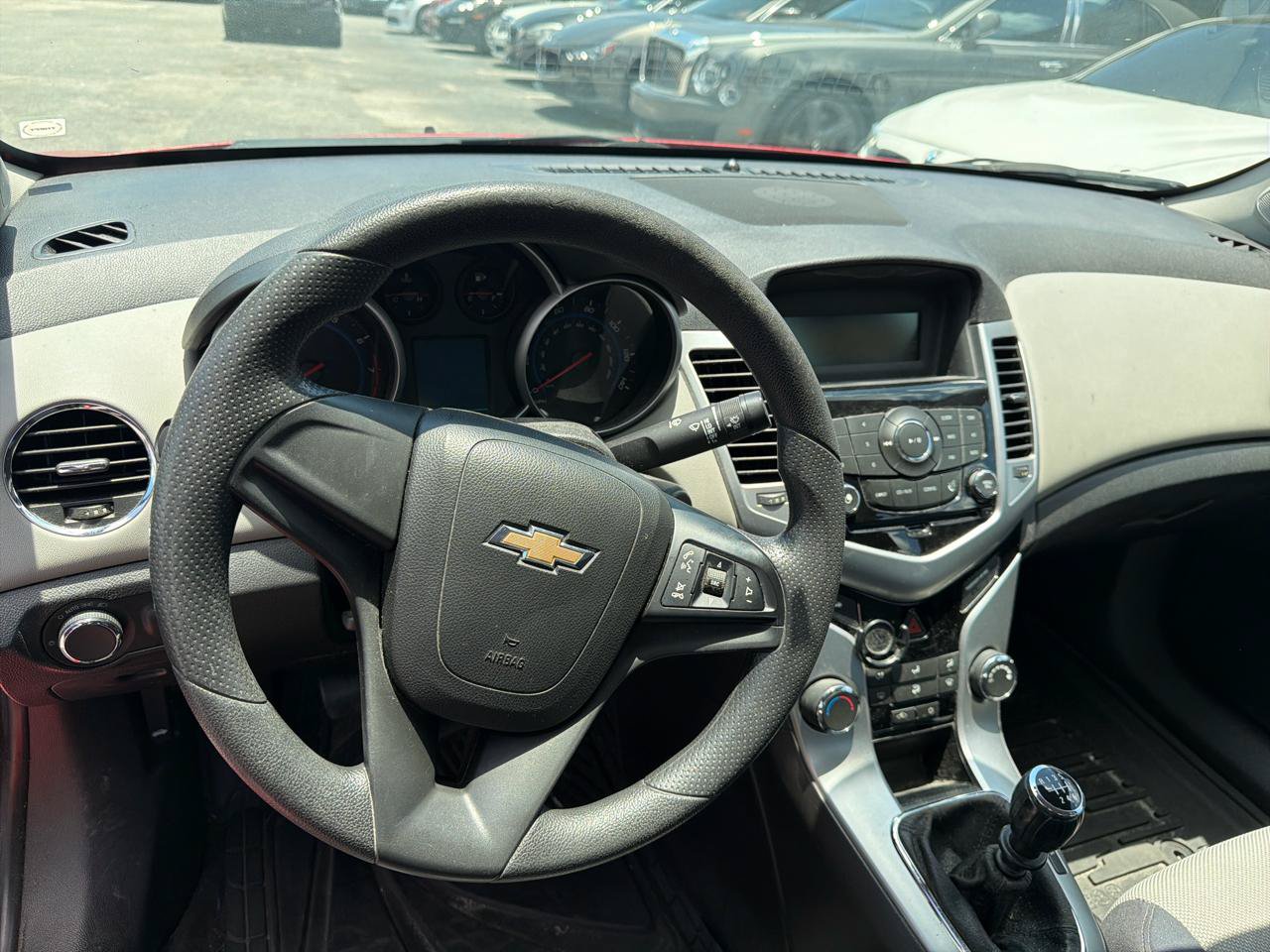 Used 2015 Chevrolet Cruze L FWD image 8