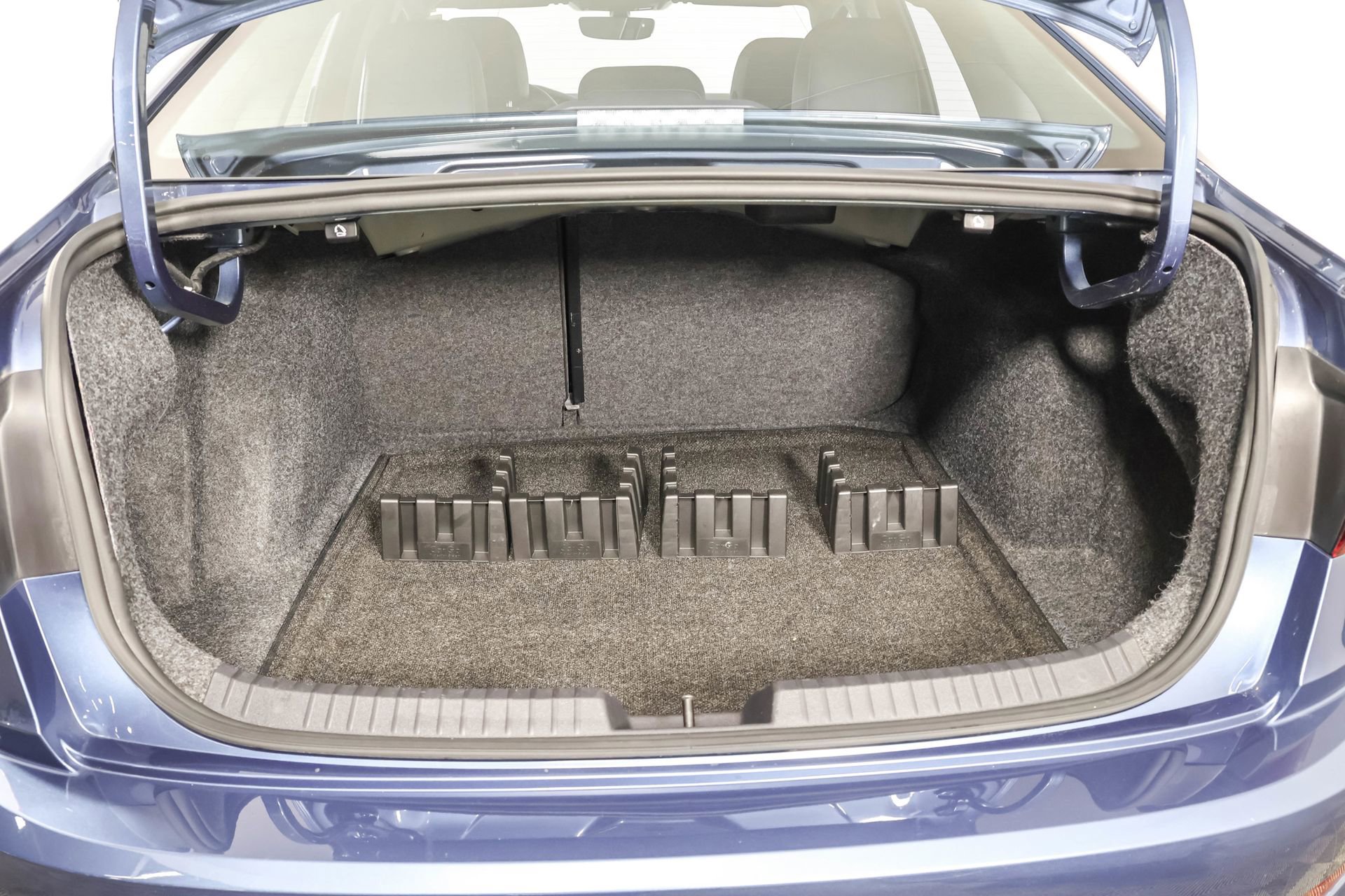 Used 2021 Volkswagen Jetta SE image 40