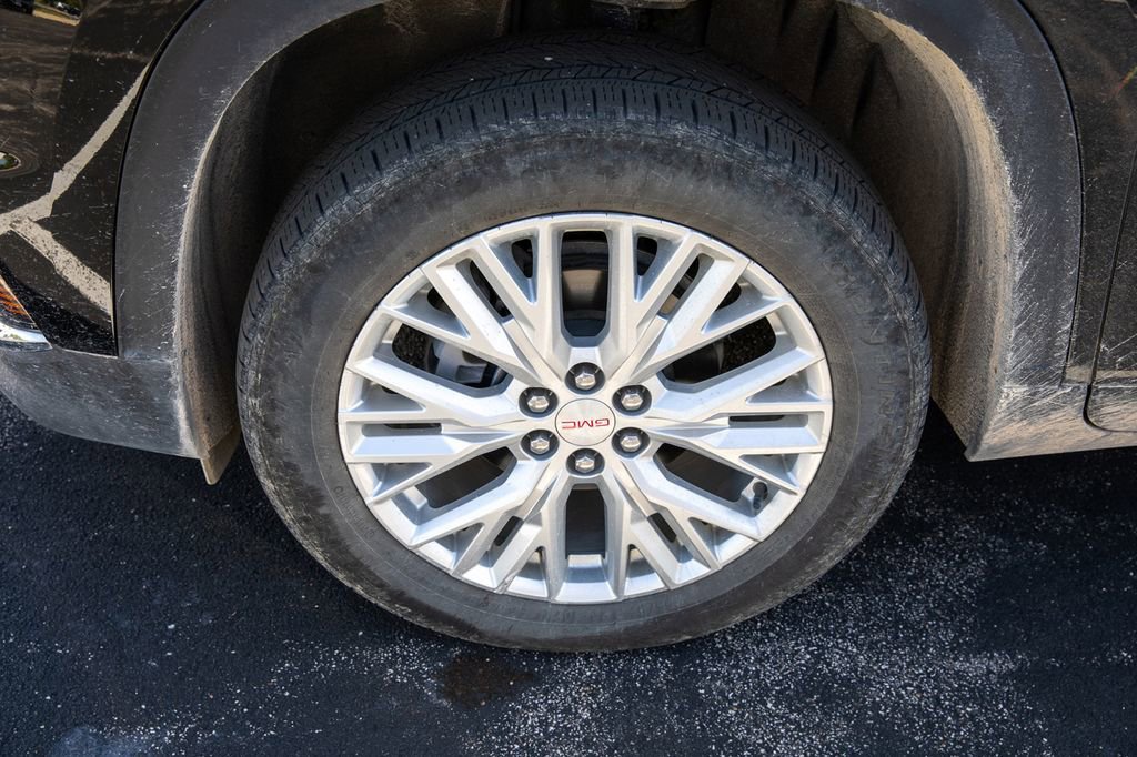 Used 2024 GMC Acadia Elevation w/ Luxury Package image 8