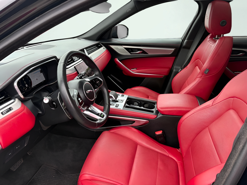 Used 2023 Jaguar F-PACE R-Dynamic S AWD/4WD image 3