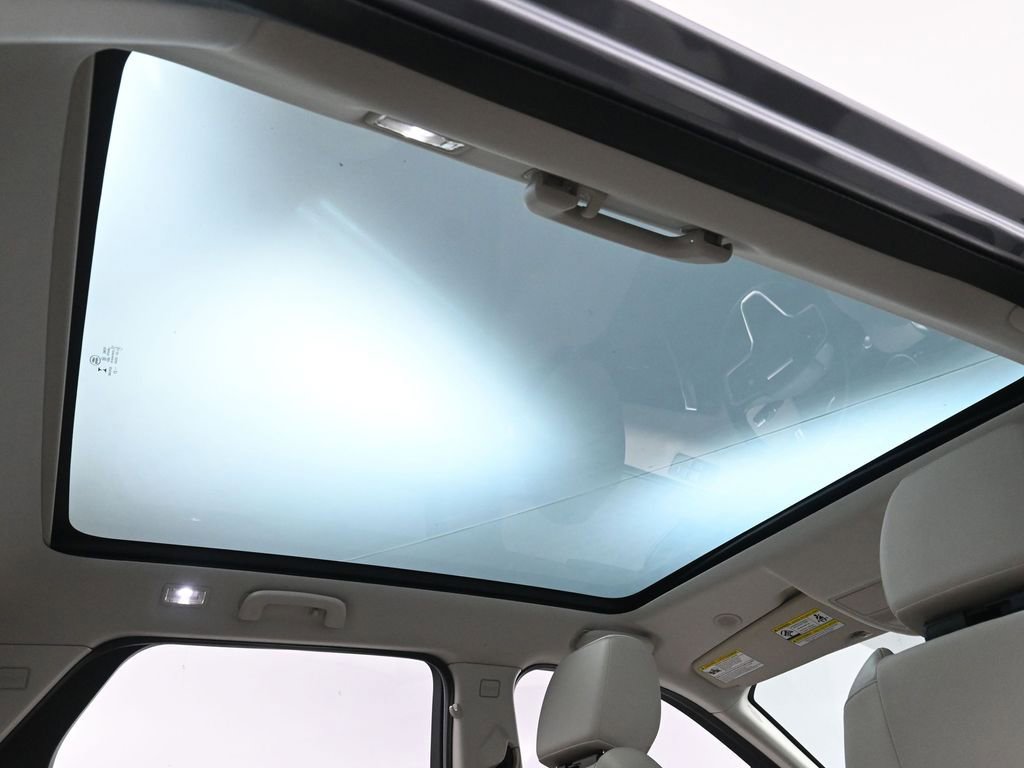 Used 2022 Land Rover Discovery Sport S image 19