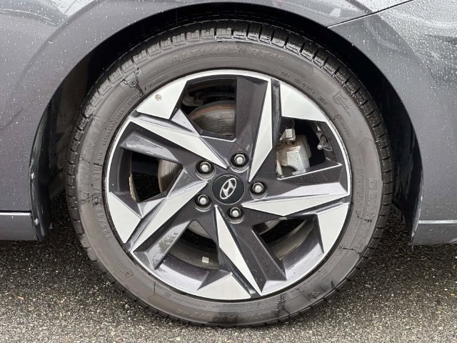 Used 2021 Hyundai Elantra SEL w/ Convenience + Premium Package FWD image 7