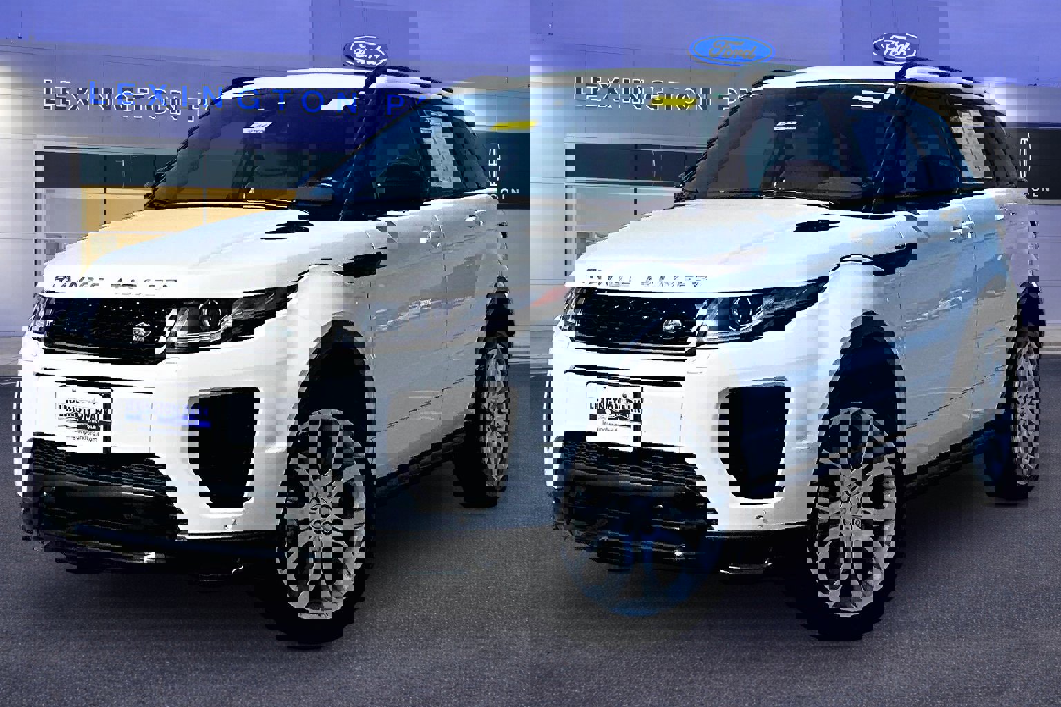 Used 2018 Land Rover Range Rover Evoque HSE Dynamic image 3