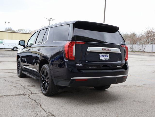 Used 2022 GMC Yukon SLT w/ SLT Premium Package image 6