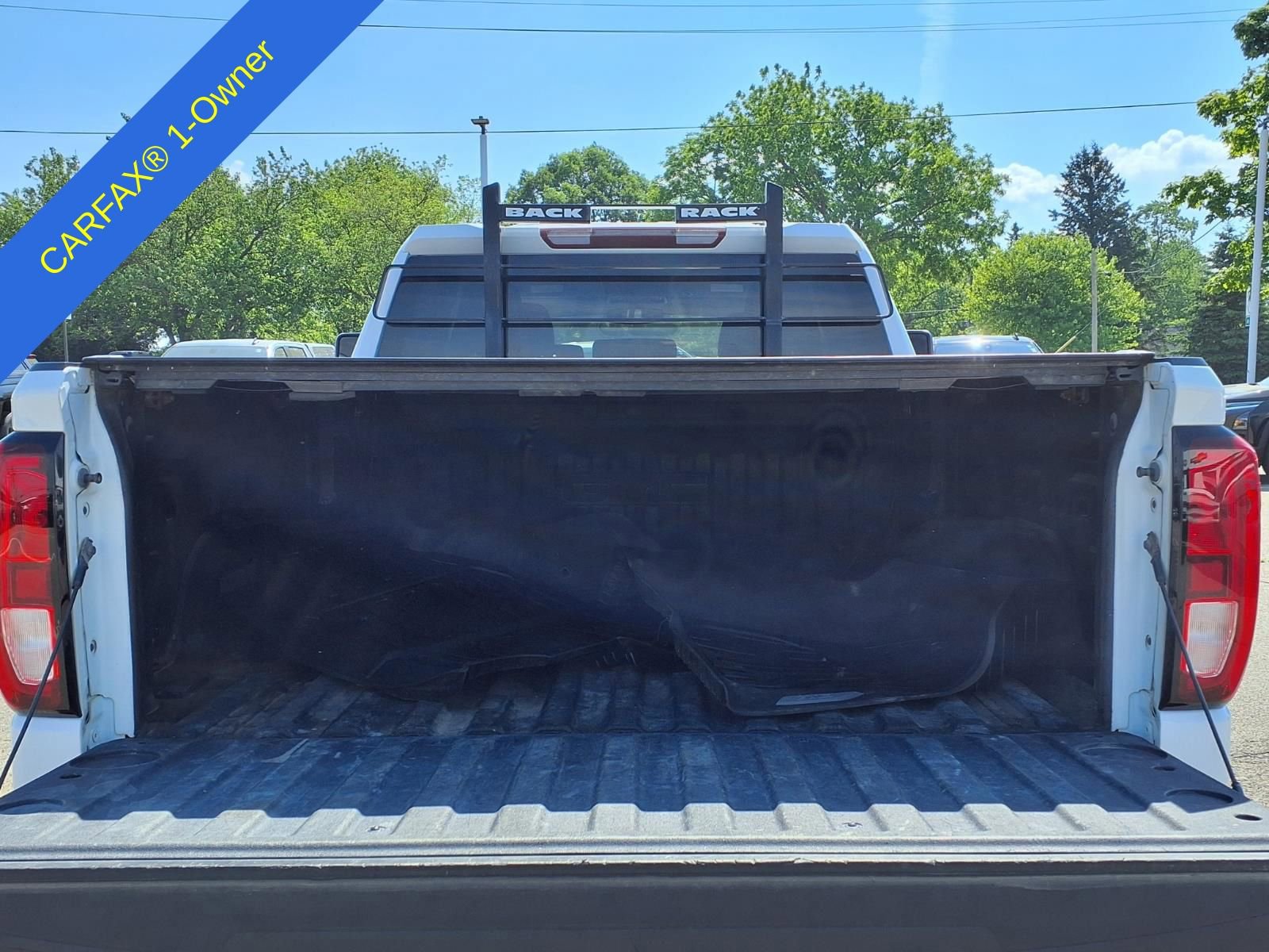 Used 2020 GMC Sierra 1500 SLE w/ SLE Value Package AWD/4WD image 12
