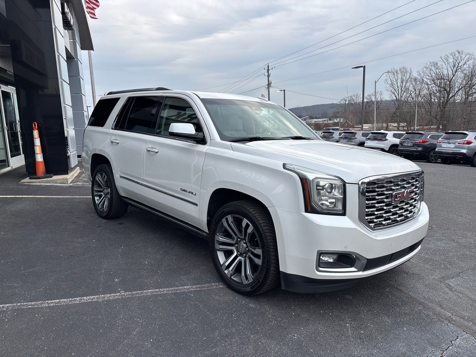 Used 2018 GMC Yukon Denali w/ Denali Ultimate Package image 4