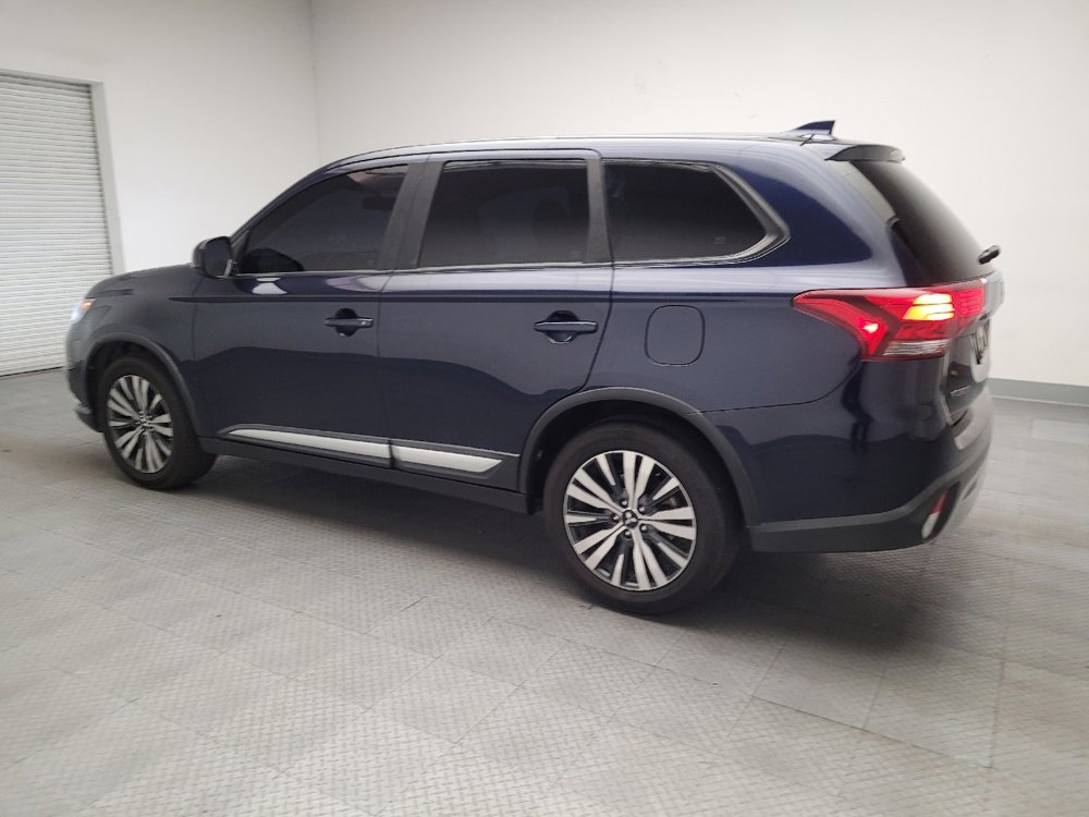 Used 2019 Mitsubishi Outlander ES image 3