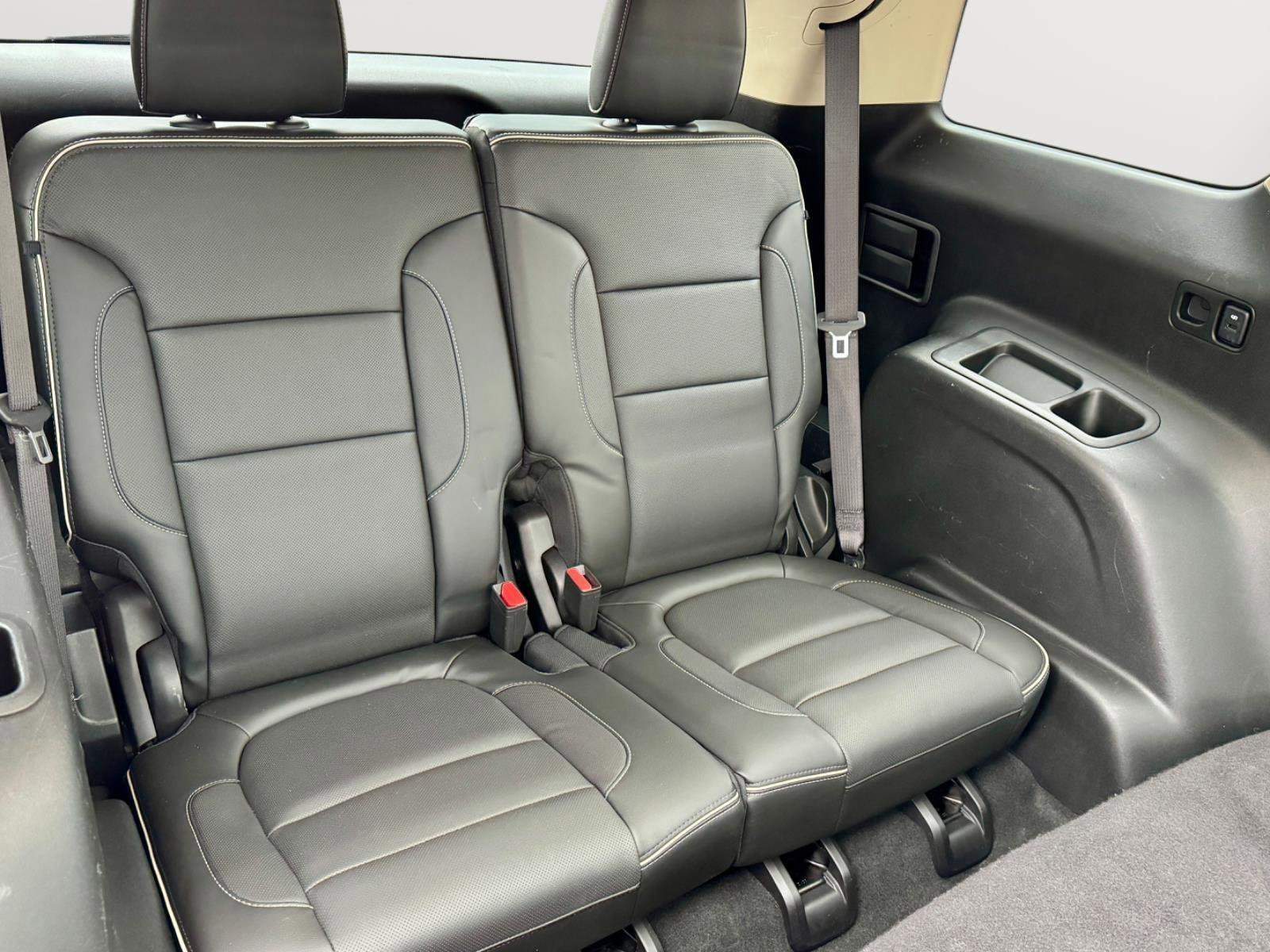 Used 2017 GMC Acadia Denali w/ Technology Package AWD/4WD image 35