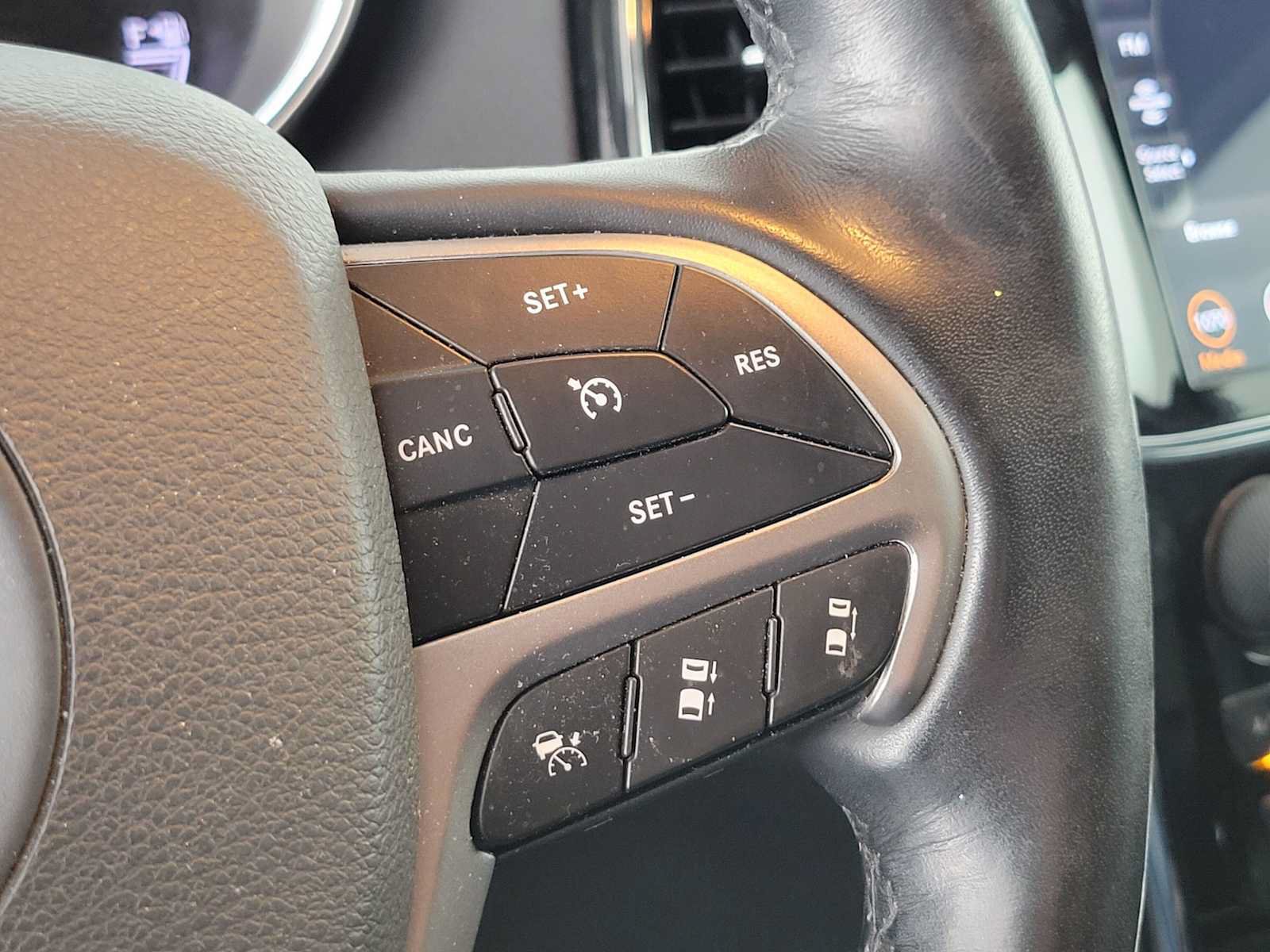 Used 2021 Jeep Grand Cherokee Limited w/ Quick Order Package 28K 80th AWD/4WD image 29