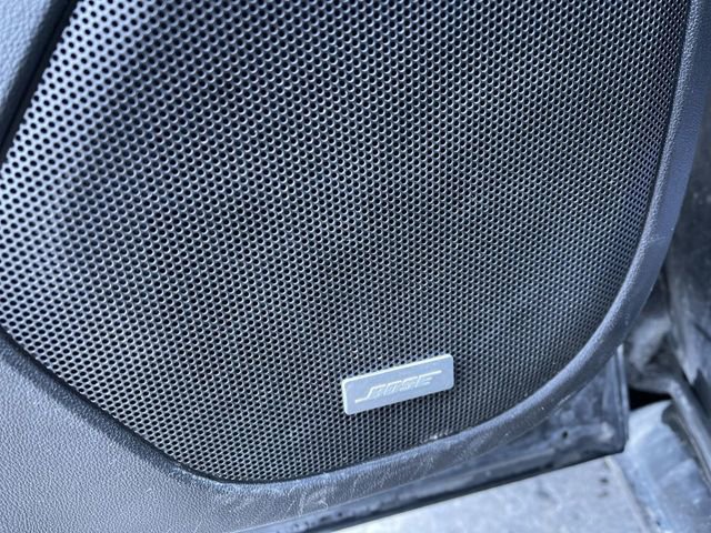 Used 2023 GMC Acadia SLE image 25