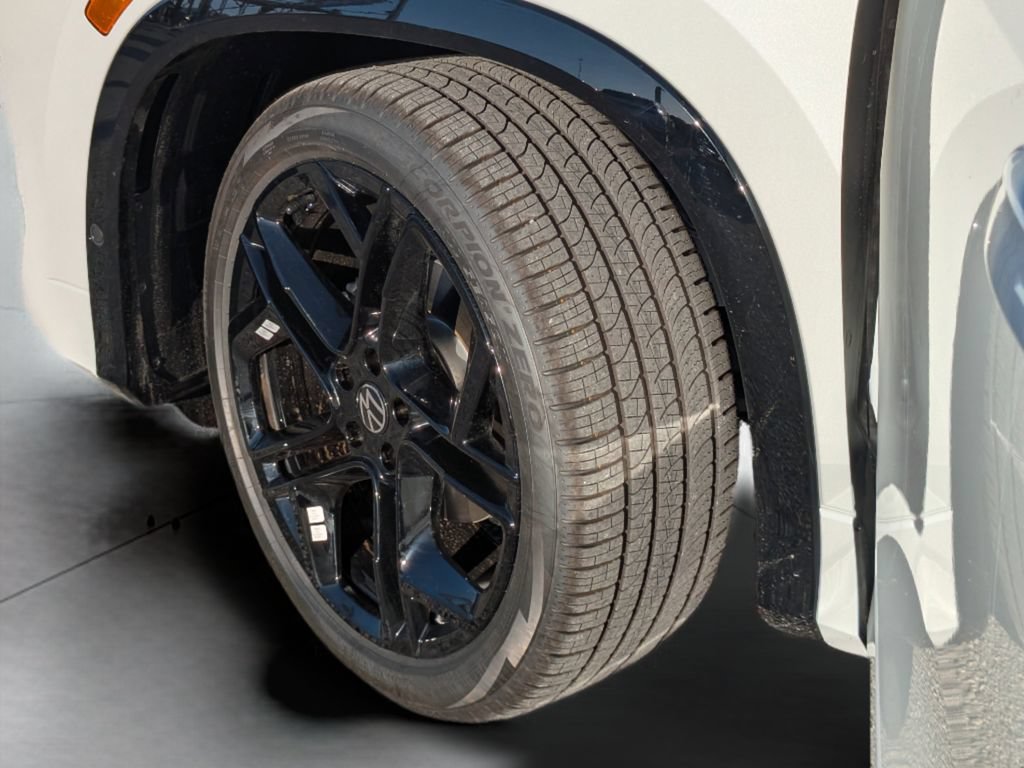 New 2026 Volkswagen Tiguan SE R-Line FWD image 29