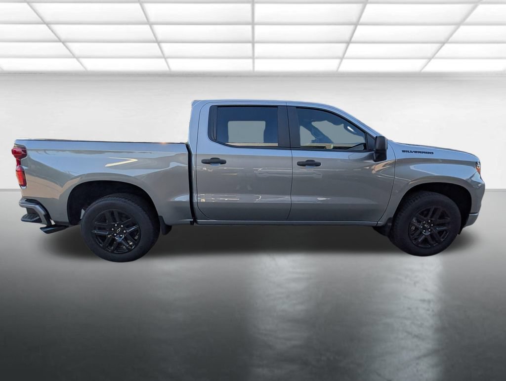 New 2026 Chevrolet Silverado 1500 Custom w/ LPO, Dark Essentials Package RWD image 27