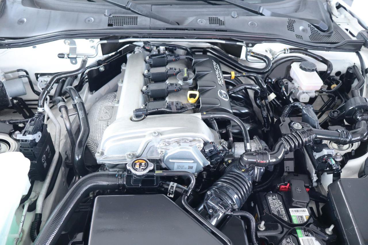 Used 2017 MAZDA MX-5 Miata RF Grand Touring RWD image 41