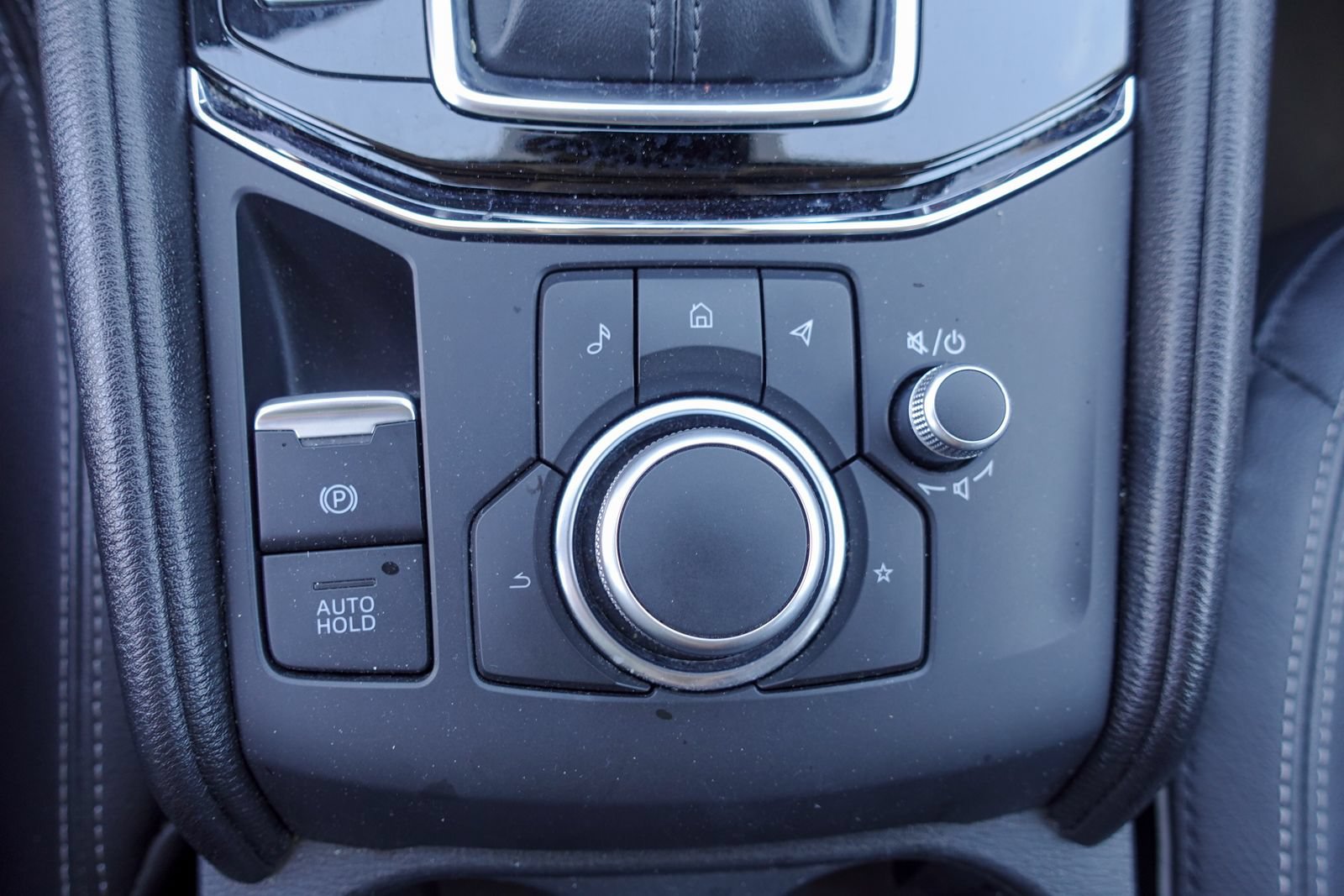 Certified 2025 MAZDA CX-5 AWD 2.5 S w/ Preferred Package image 25