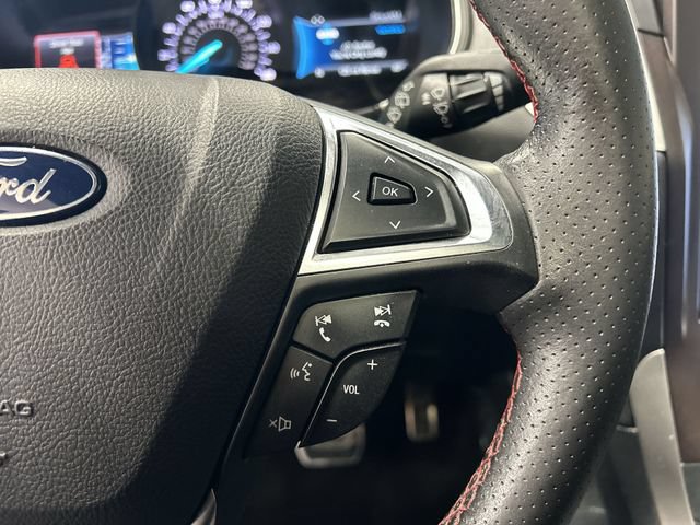 Used 2021 Ford Edge ST-Line AWD/4WD image 18