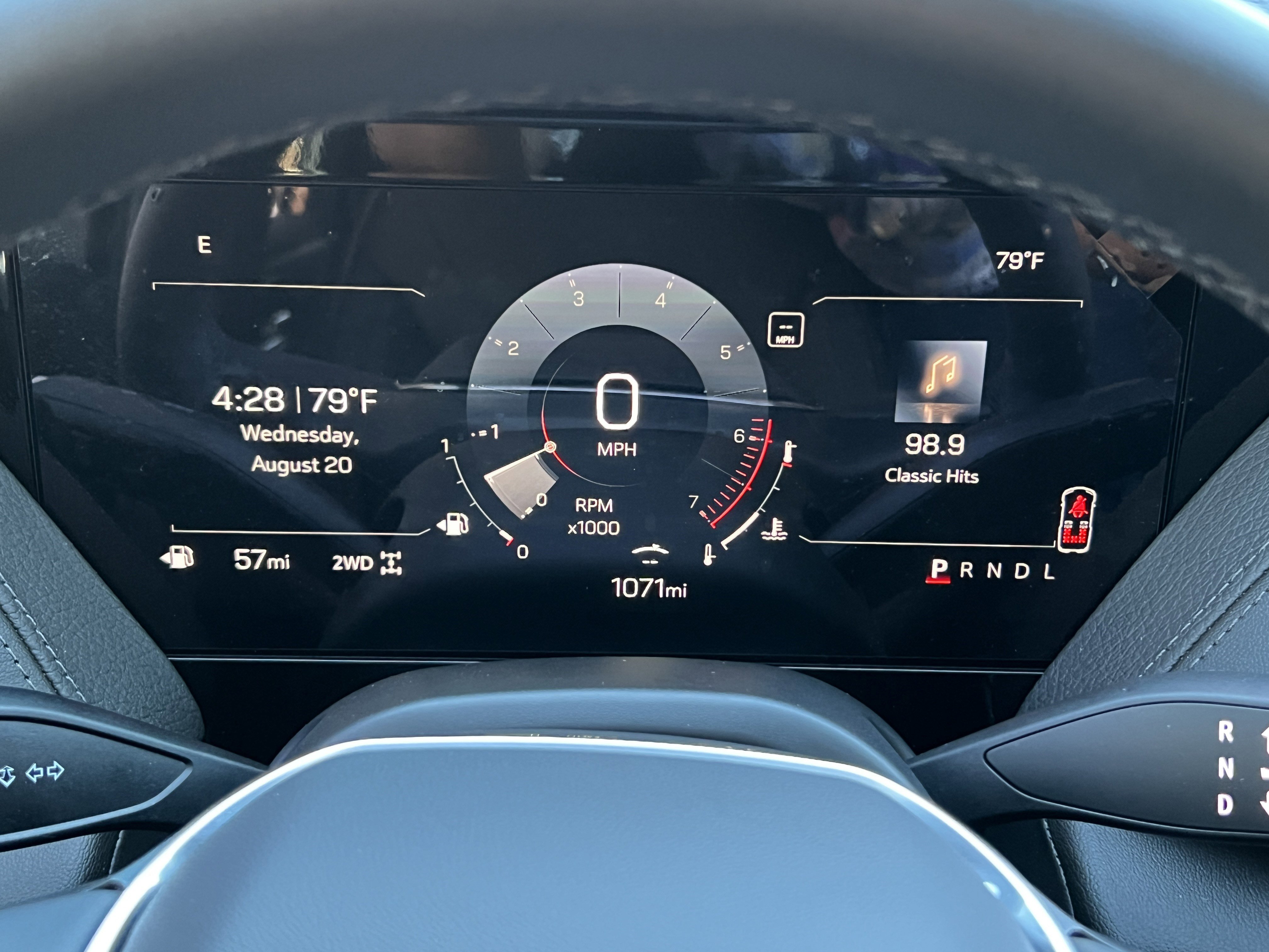 Used 2025 GMC Yukon XL Denali image 34