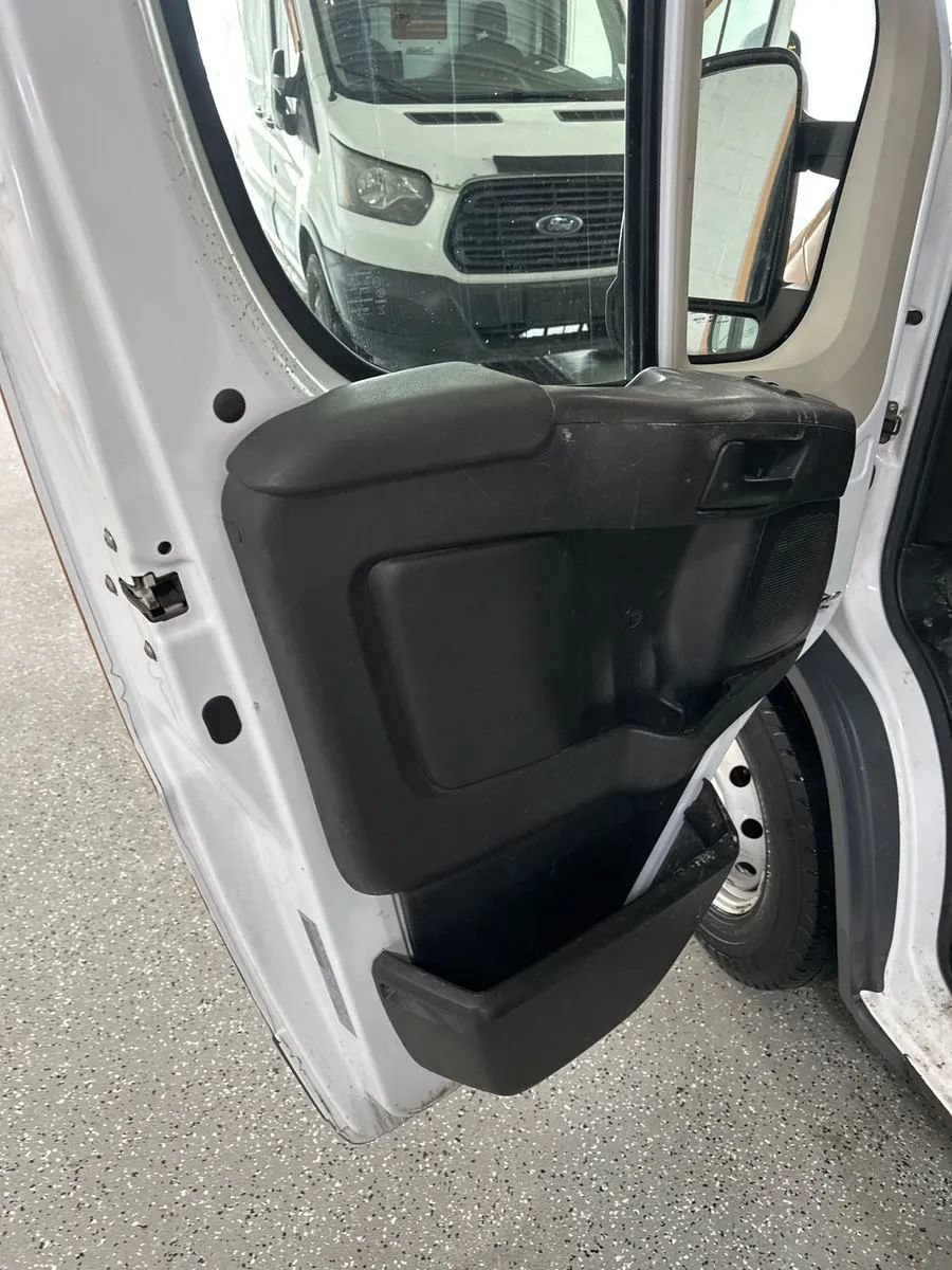 Used 2017 RAM ProMaster 2500 w/ Interior Convenience Group FWD image 11