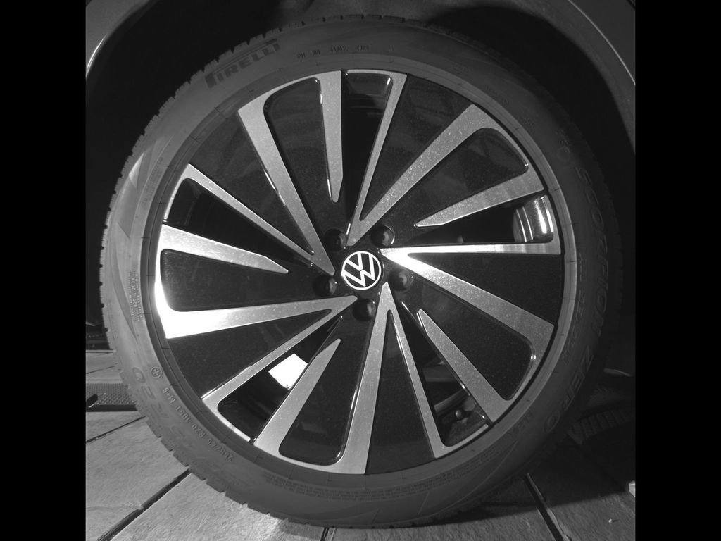 Certified 2024 Volkswagen ID.4 Pro AWD/4WD image 14