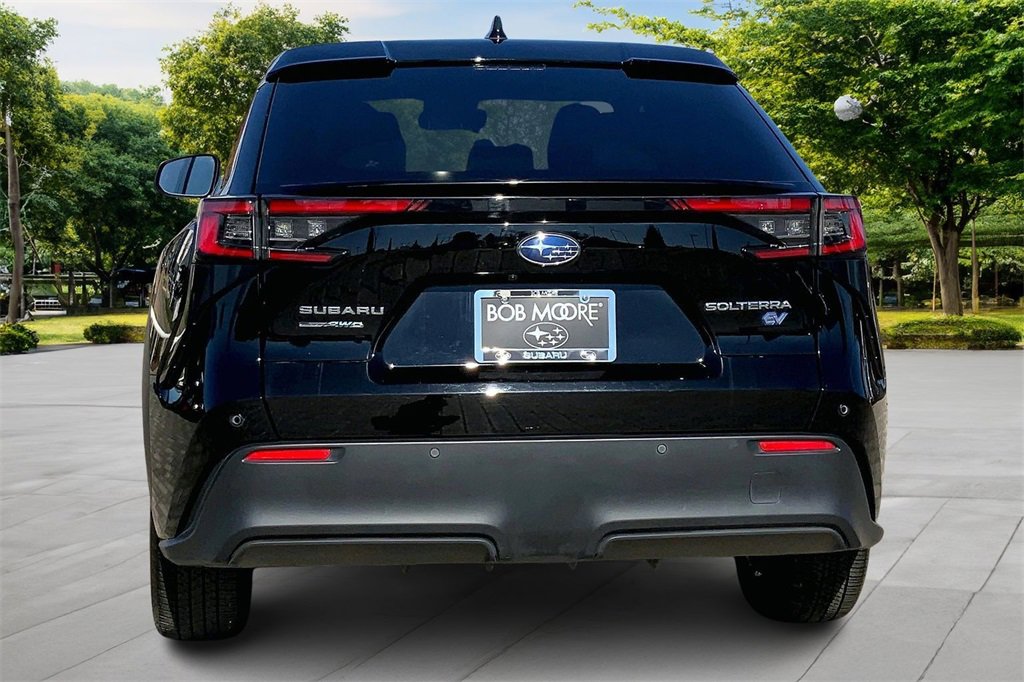 Used 2023 Subaru Solterra Premium image 5