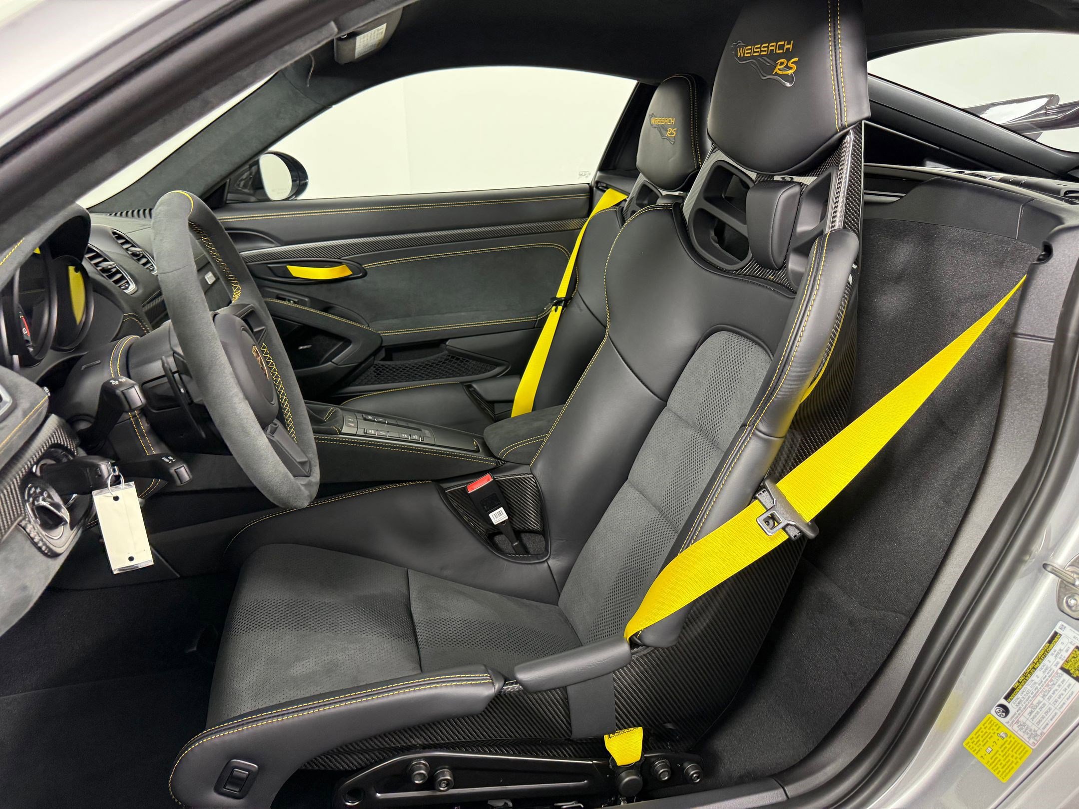 Certified 2025 Porsche 718 Cayman GT4 RS image 5