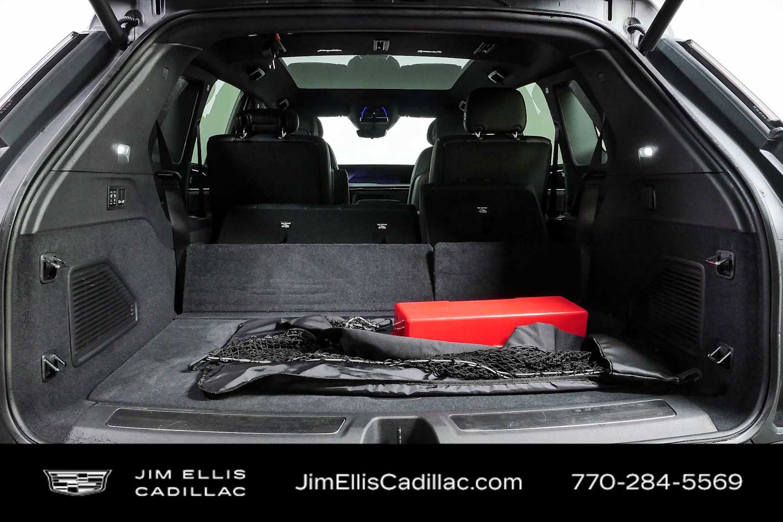 Used 2025 Cadillac Escalade IQ Sport 1 AWD/4WD image 32
