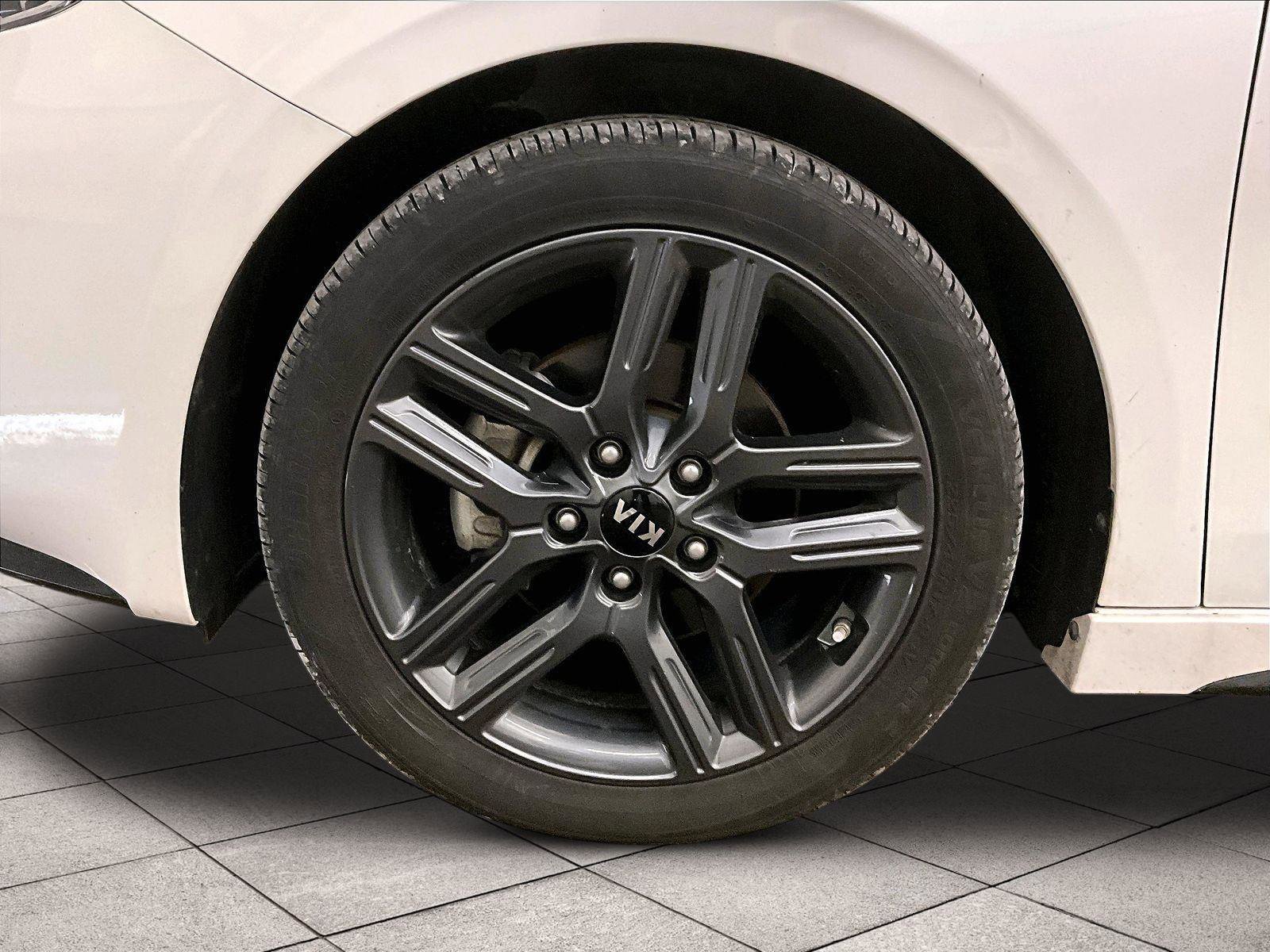 Used 2021 Kia Forte GT-Line image 8