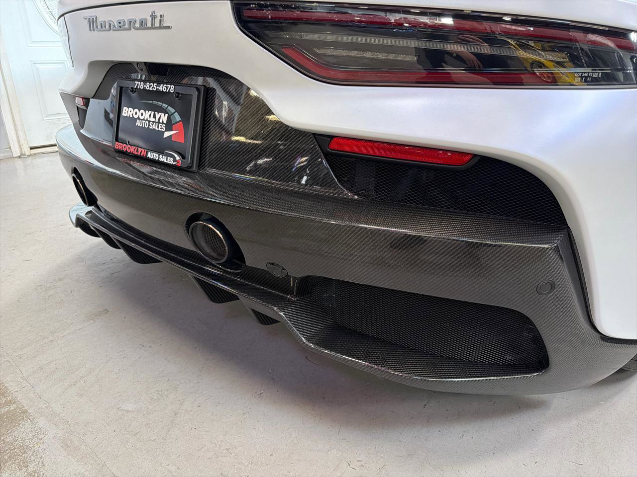 Used 2022 Maserati MC20 Coupe image 16