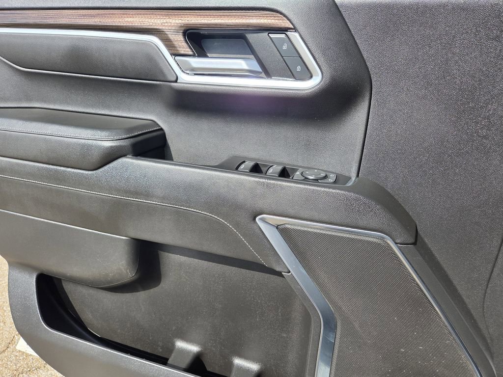 Used 2022 Chevrolet Silverado 1500 LT w/ Protection Package image 13