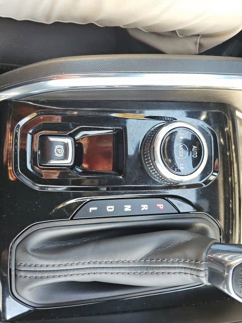 Used 2023 GMC Canyon Elevation image 47