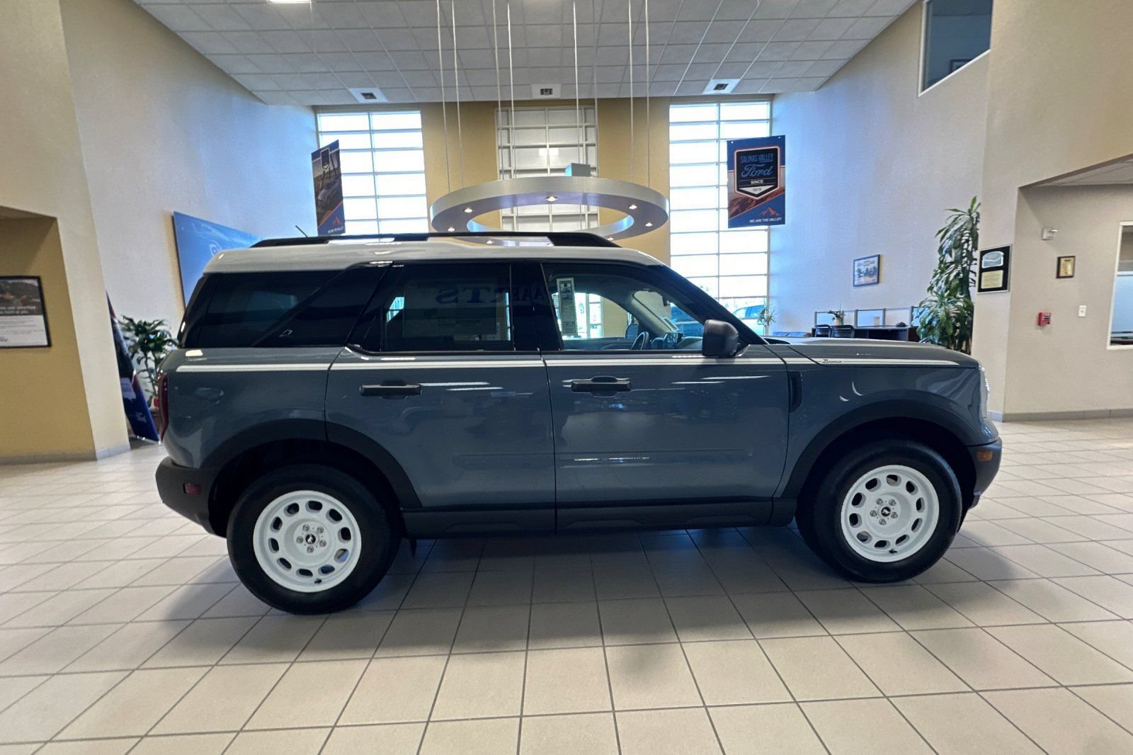 New 2025 Ford Bronco Sport Heritage w/ Convenience Package AWD/4WD image 3