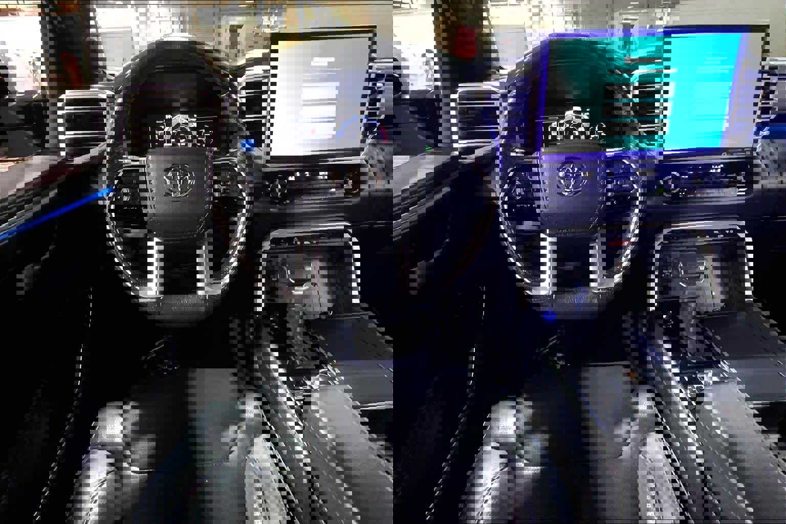 Used 2023 Toyota Tundra Platinum w/ Advanced Package AWD/4WD image 6