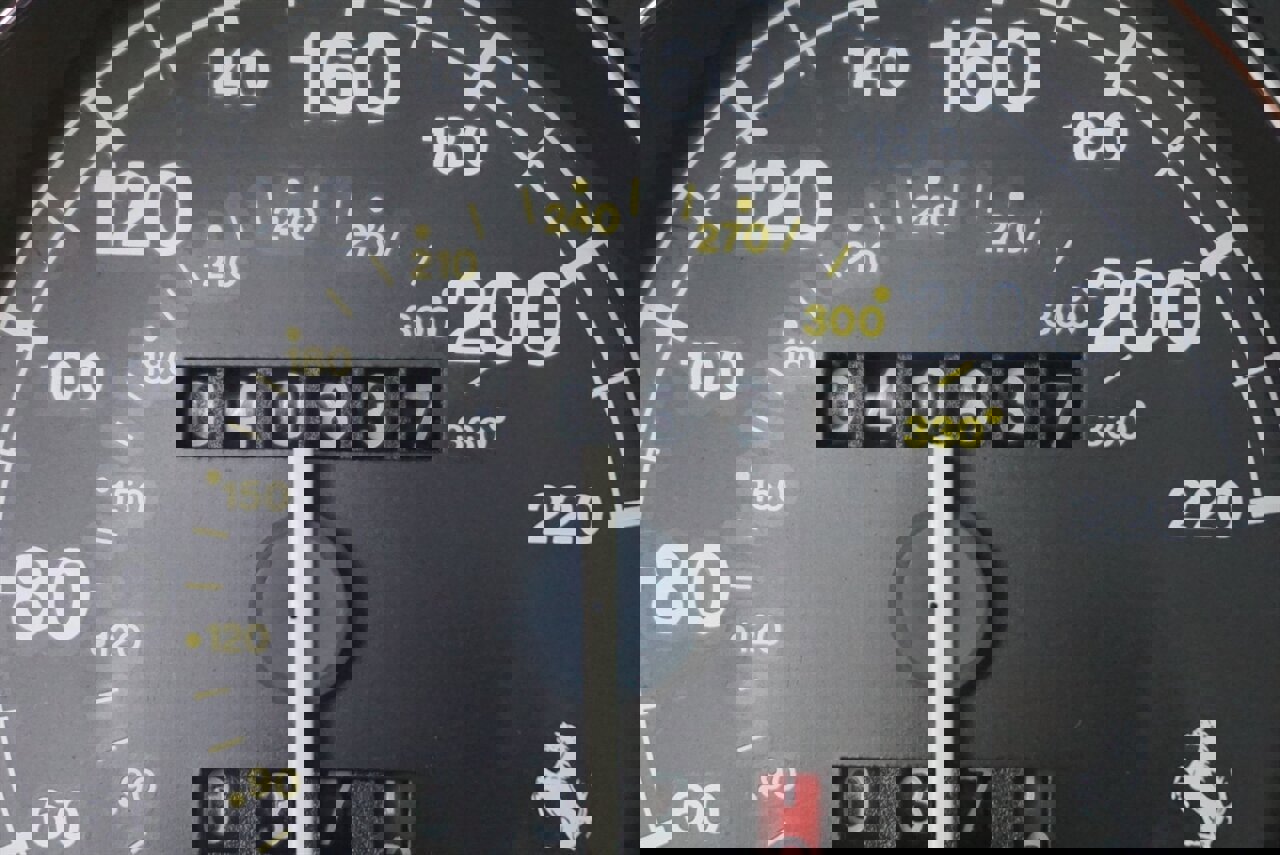 Used 2000 Ferrari 550 Maranello Maranello image 4