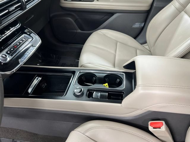 Certified 2023 Lincoln Corsair AWD w/ Equipment Group 101A image 15