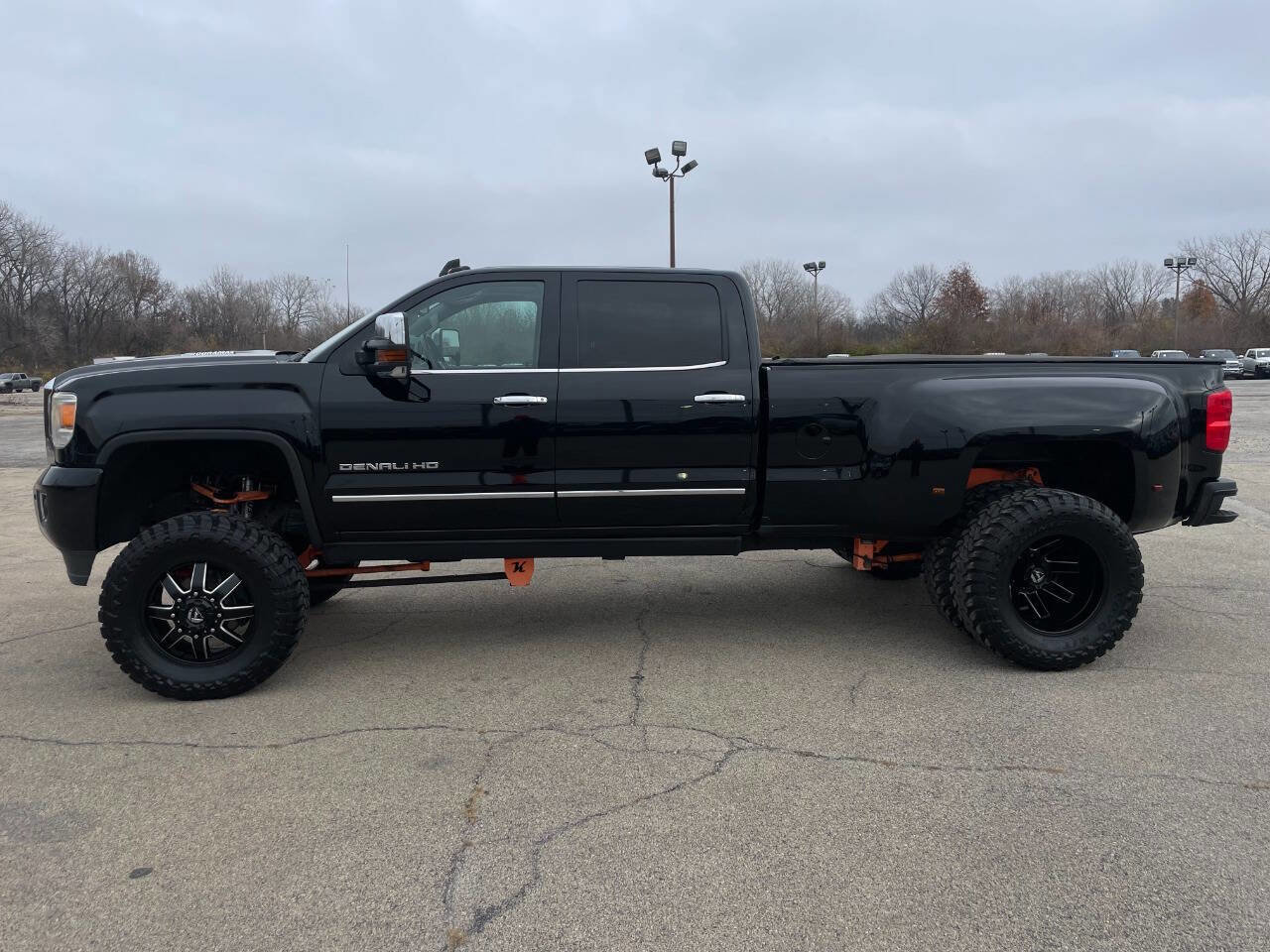 Used 2016 GMC Sierra 3500 Denali w/ Duramax Plus Package image 2