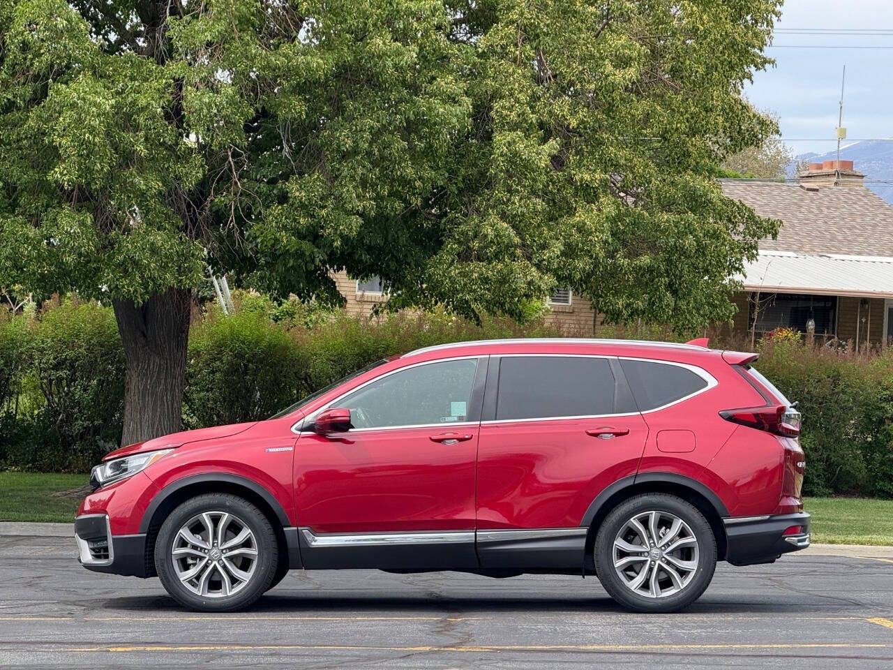 Used 2022 Honda CR-V Touring image 8