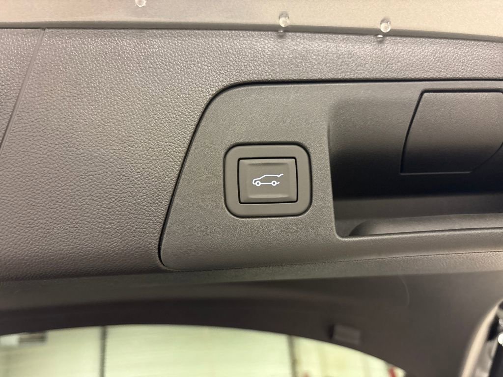 New 2026 Buick Envision Sport Touring AWD/4WD image 17