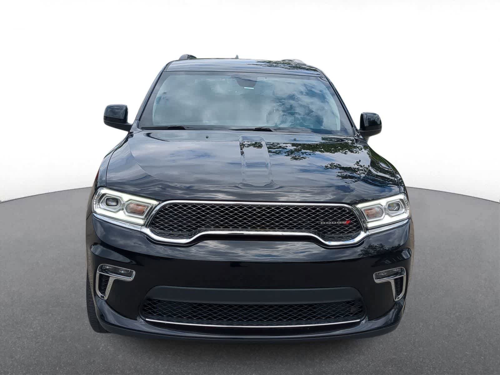 Used 2022 Dodge Durango SXT AWD/4WD image 3