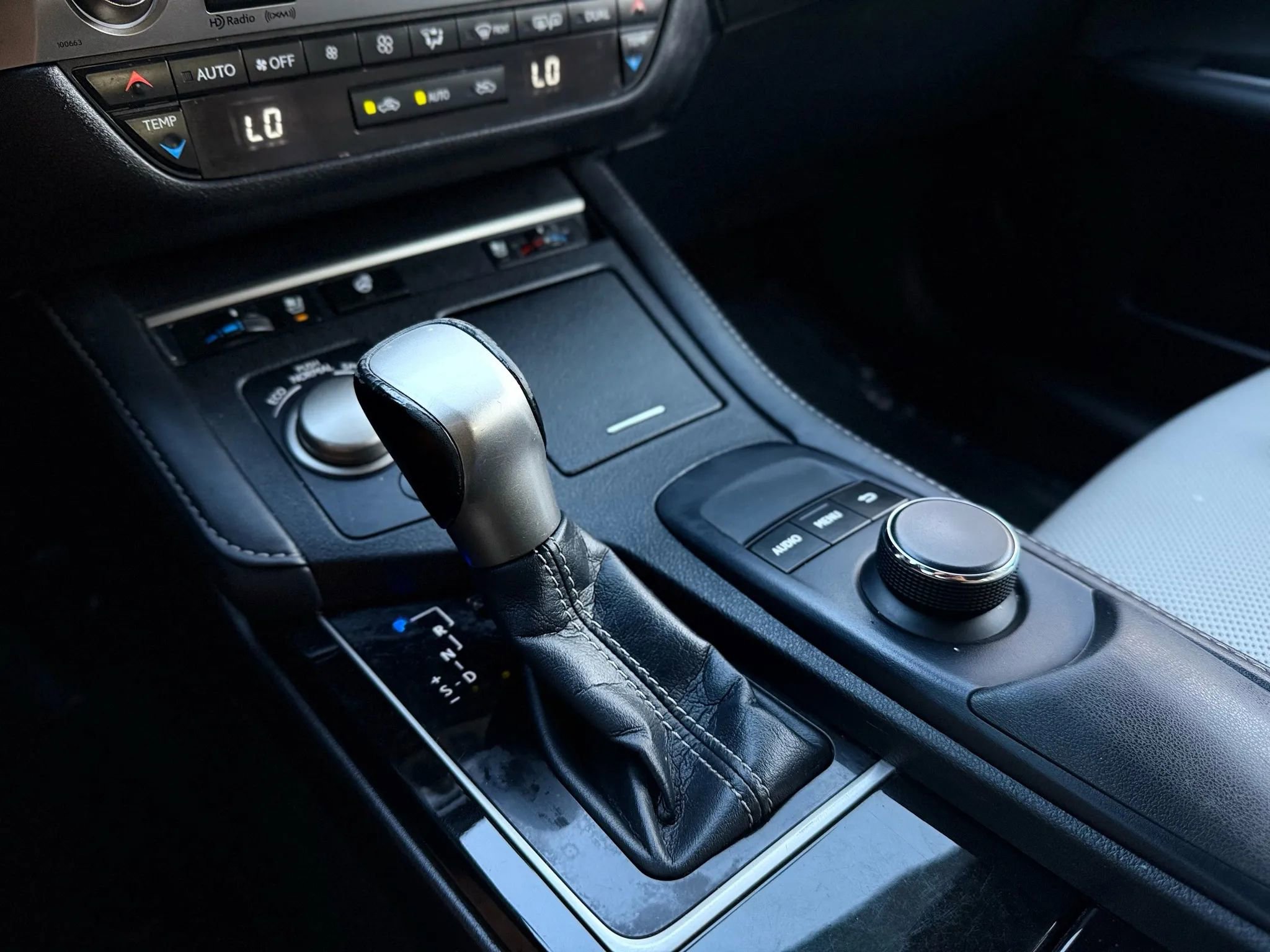 Used 2018 Lexus ES 350 w/ Premier Package image 43