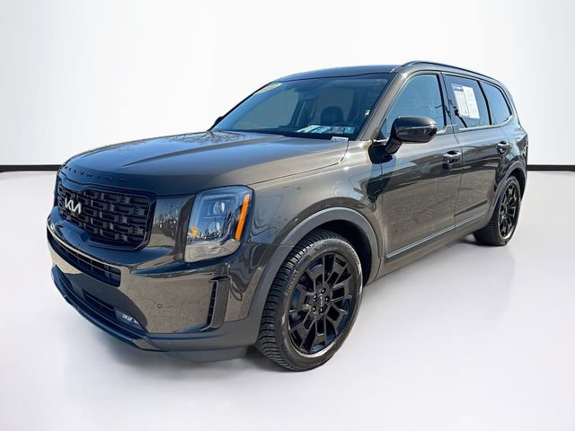 Used 2022 Kia Telluride SX w/ SX Prestige Package image 3