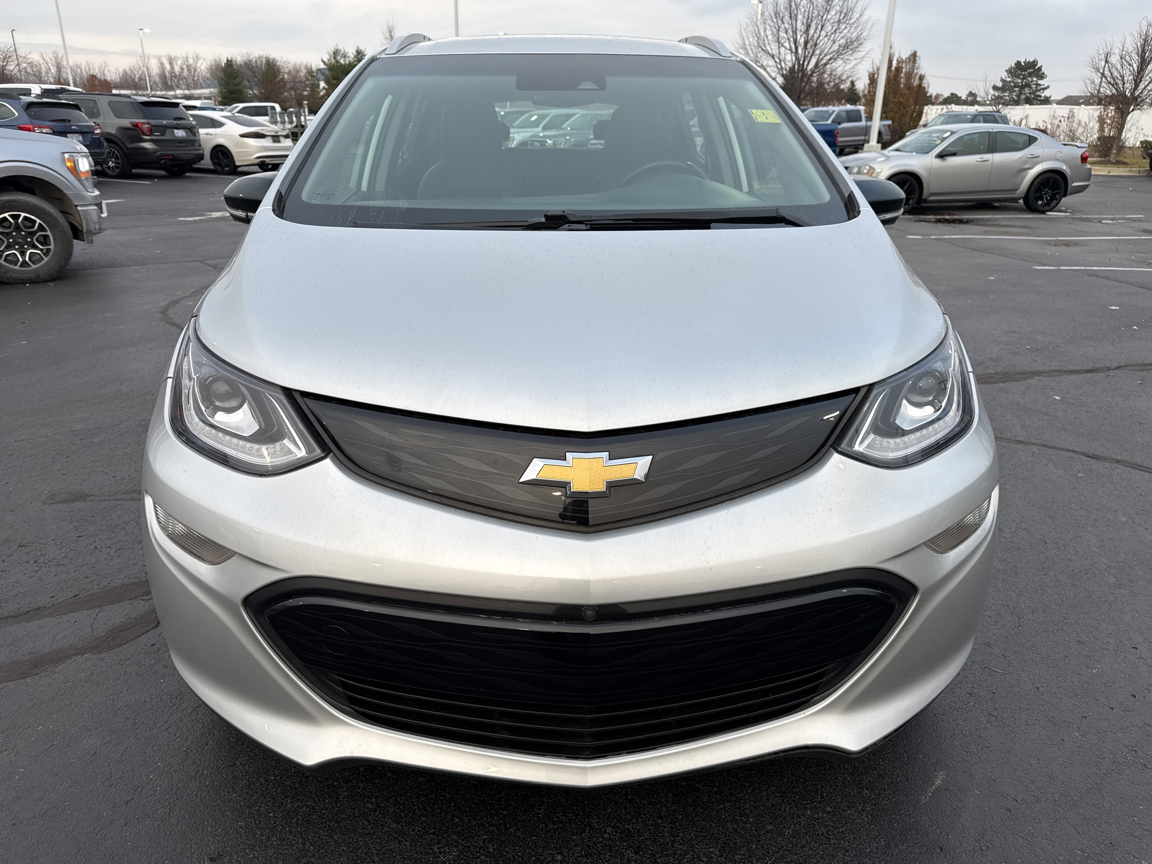 Used 2017 Chevrolet Bolt Premier w/ Driver Confidence II Package image 11