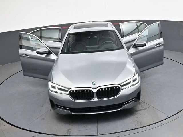 Used 2023 BMW 530i xDrive image 38