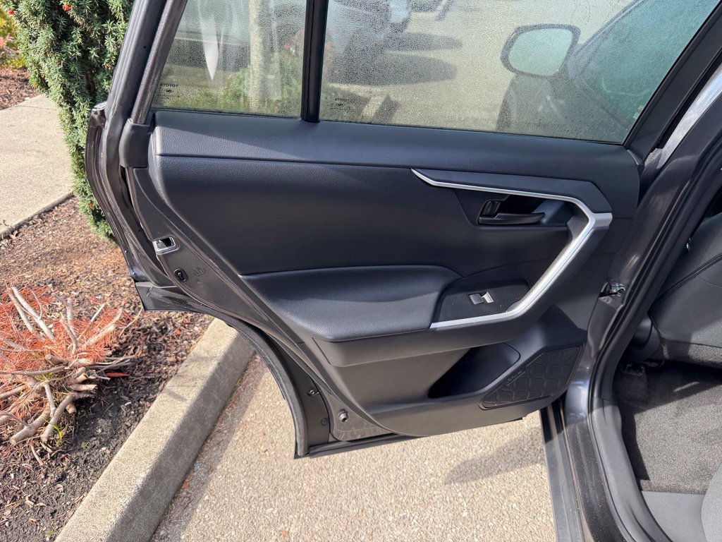 Certified 2025 Toyota RAV4 LE FWD image 16