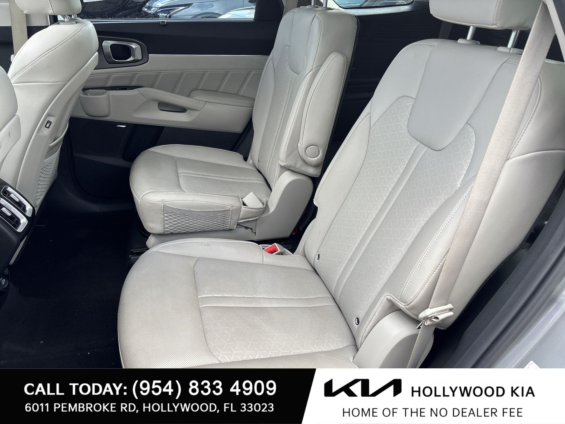 Used 2023 Kia Sorento SX Prestige w/ Panoramic Sunroof Package AWD/4WD image 25